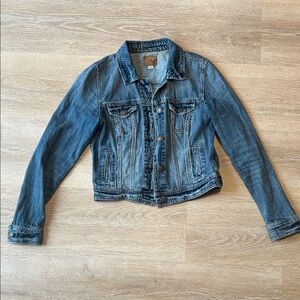 American Eagle Outfitters Blue Jean Jacket Size Medium